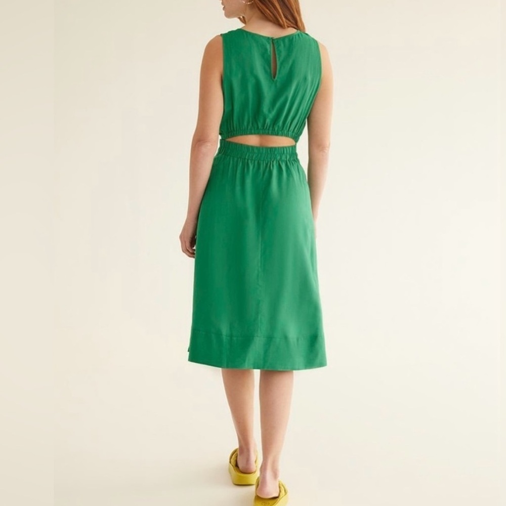 Reitmans Green Midi Dress